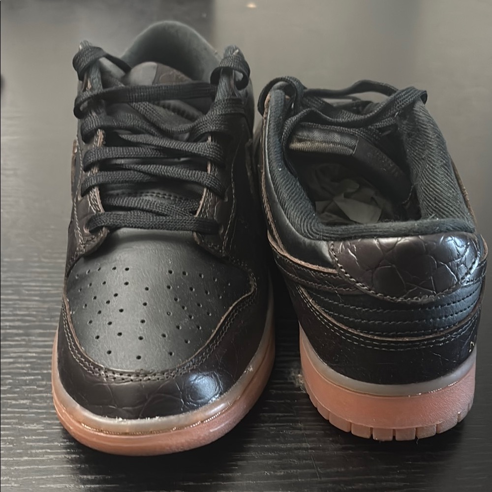 Nike Black Sneakers with Brown Soles - Picture 3 of 7